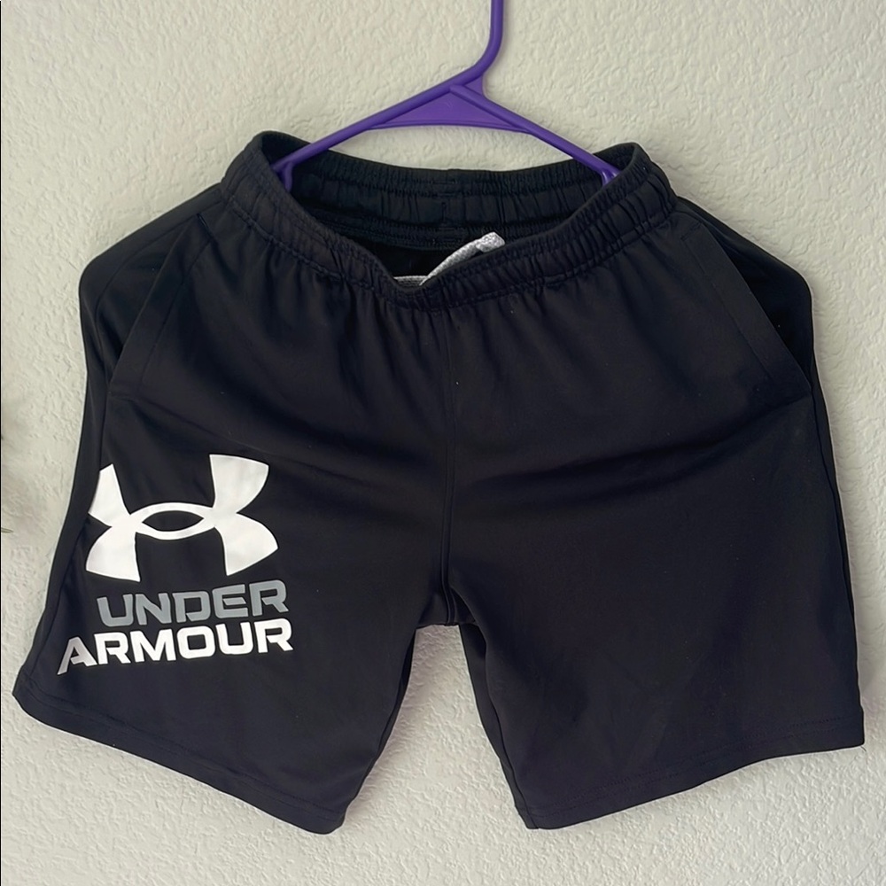 Under Armour Black Athletic Shorts Lightweight Performance